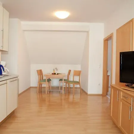 Raiffeisenhof Apartment
