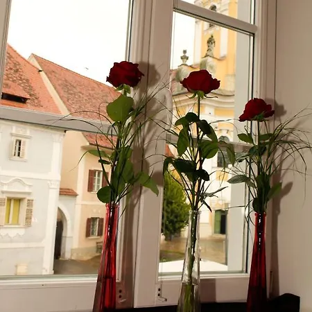 Raiffeisenhof アパート エーレンハウゼン